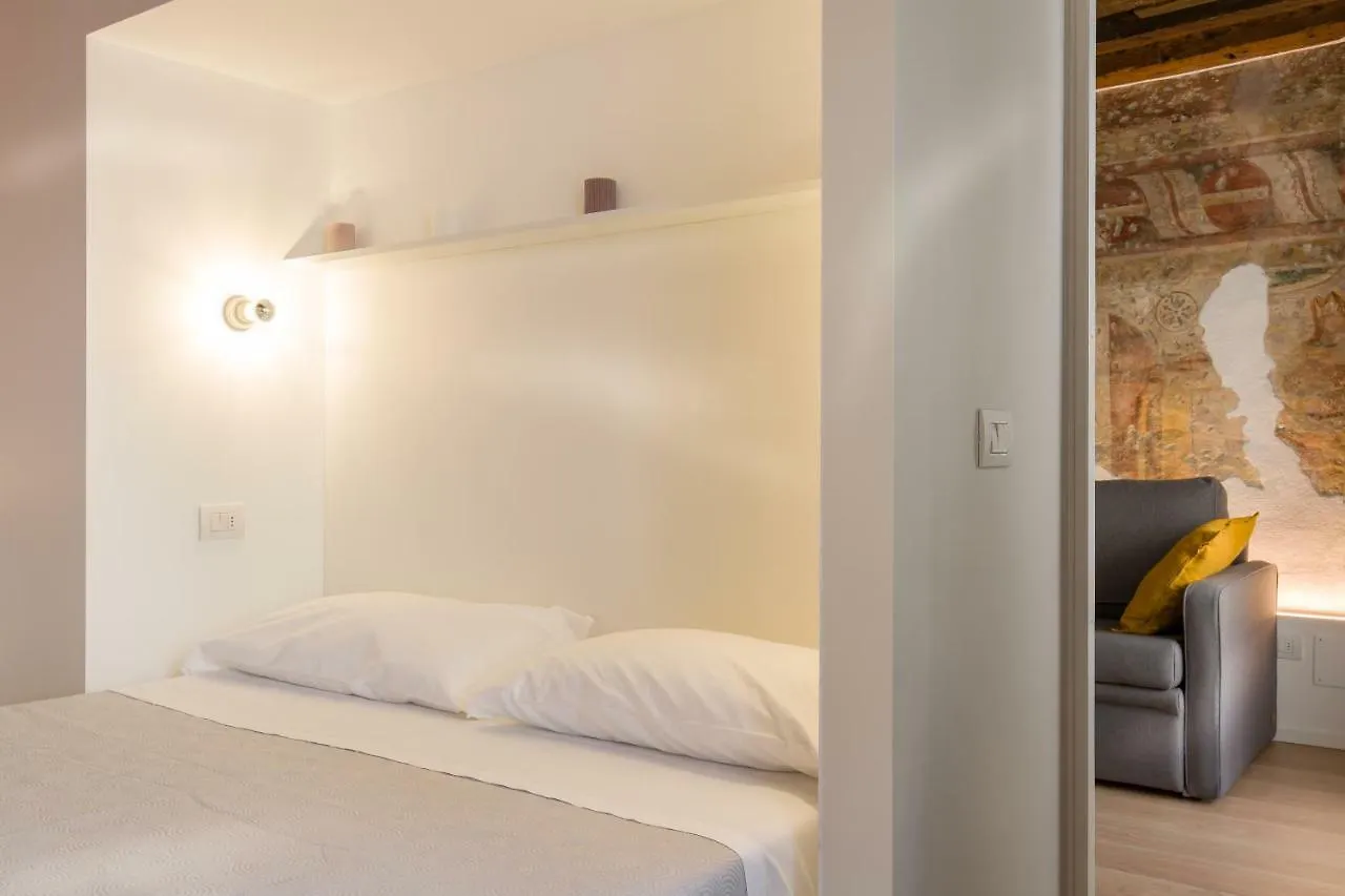 Affresco Apartment Verona 0*,