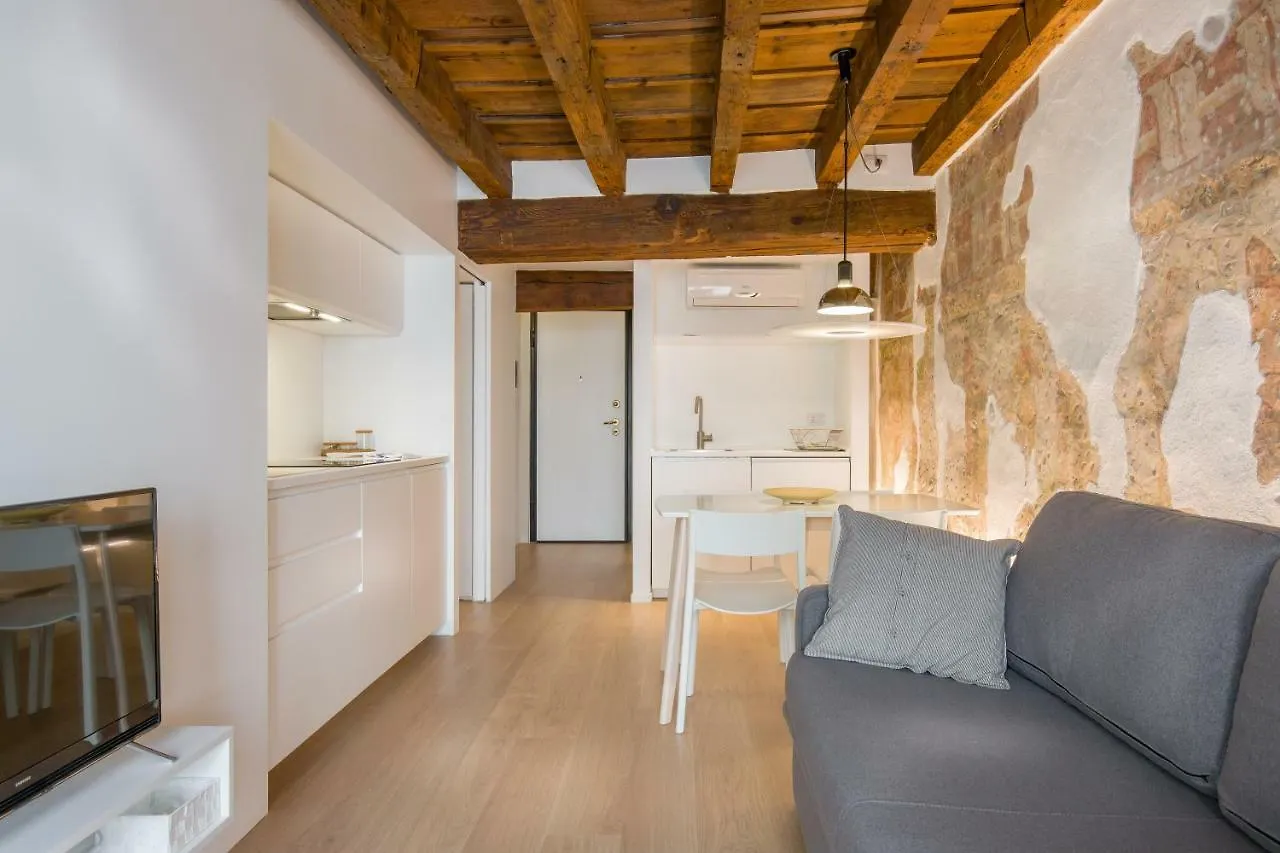 Affresco Apartment Verona